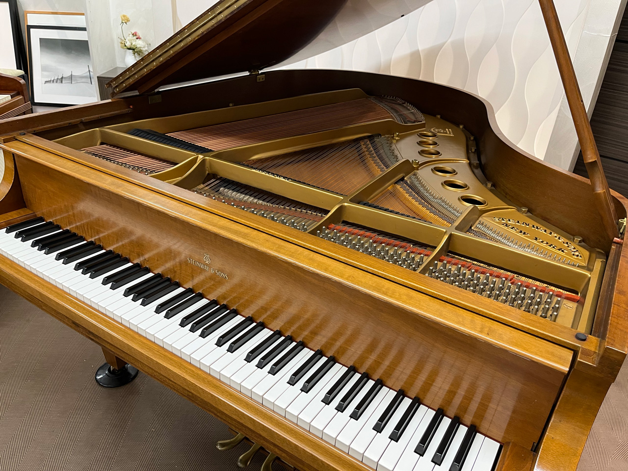 ニューヨーク スタインウェイM型(170cm) Steinway&Sons | GRAND LUXURY 